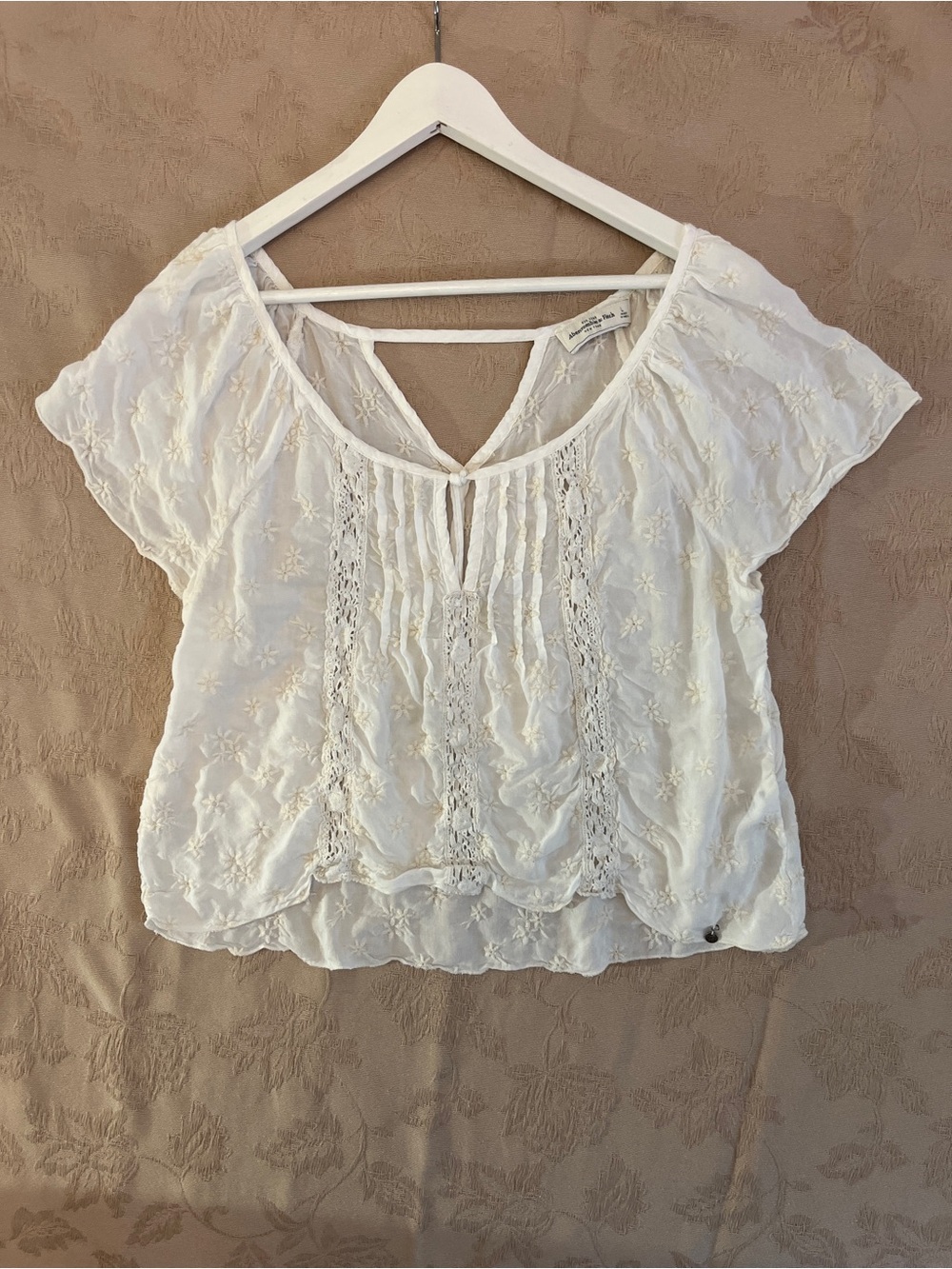 Abercrombie & Fitch White Embroidered Peasant Blouse
